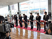 TOYOTA86 VS AE86 �W���̗l�q