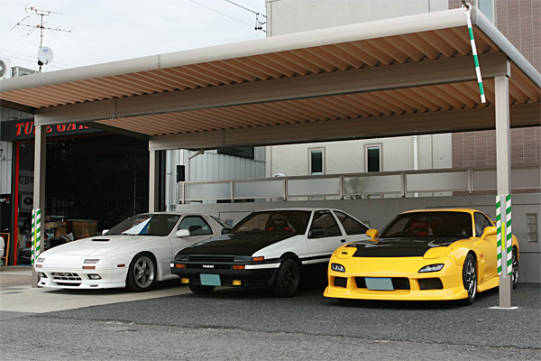 AE86���X�`���[�u�E�K���[�W�ɃC�j�V����D�o����q�������낢�I�I